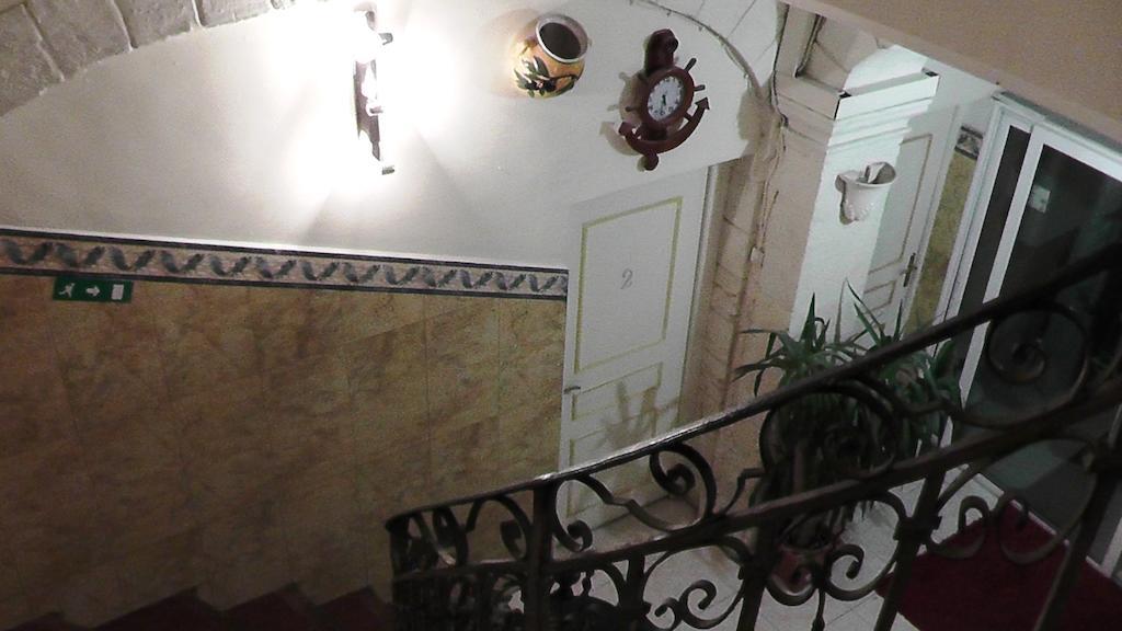 Hotel De La Renaissance 3*